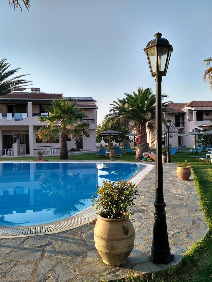 Elizabeth Aparthotel Рода Екстериор снимка