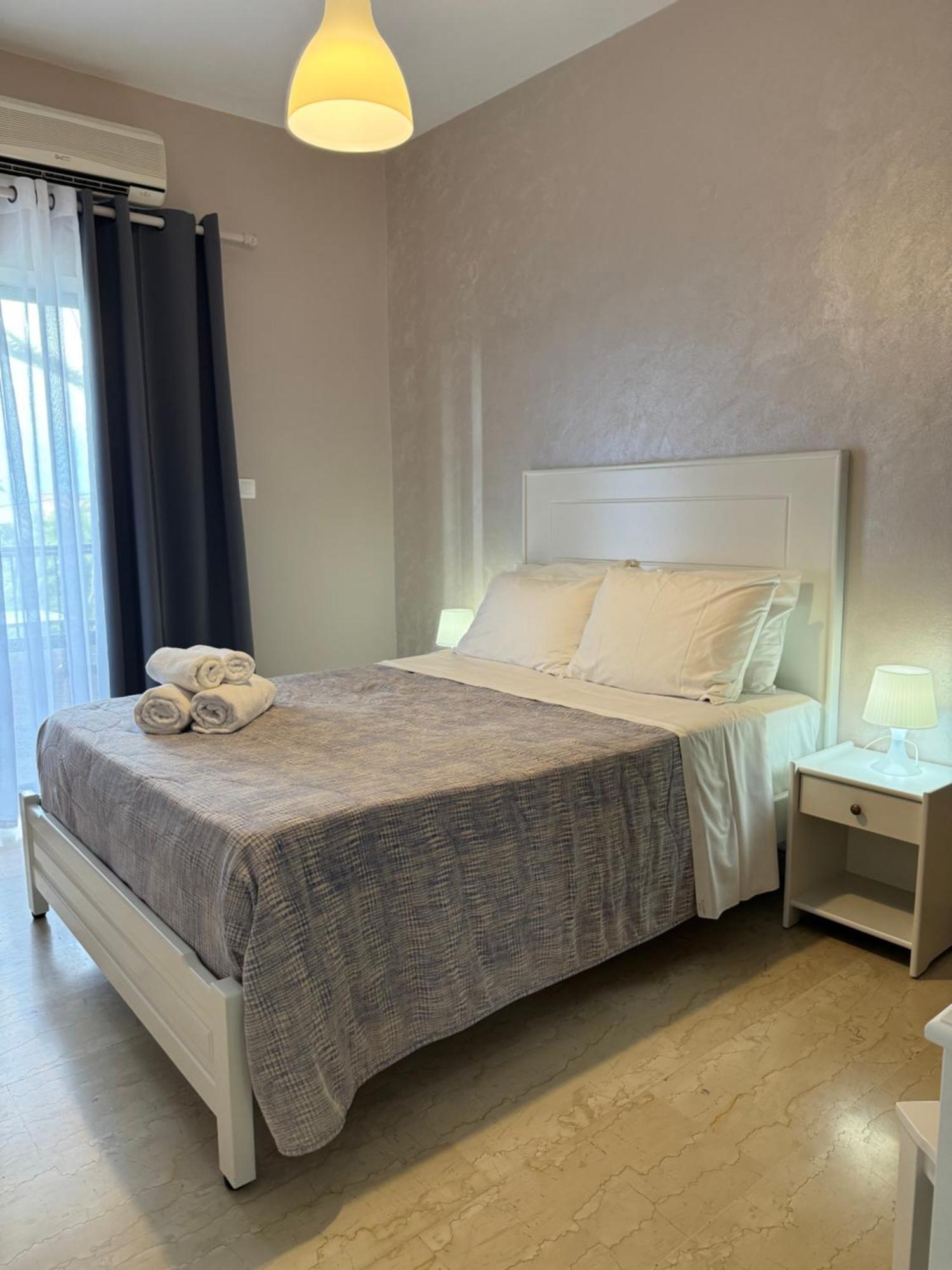 Elizabeth Aparthotel Рода Екстериор снимка
